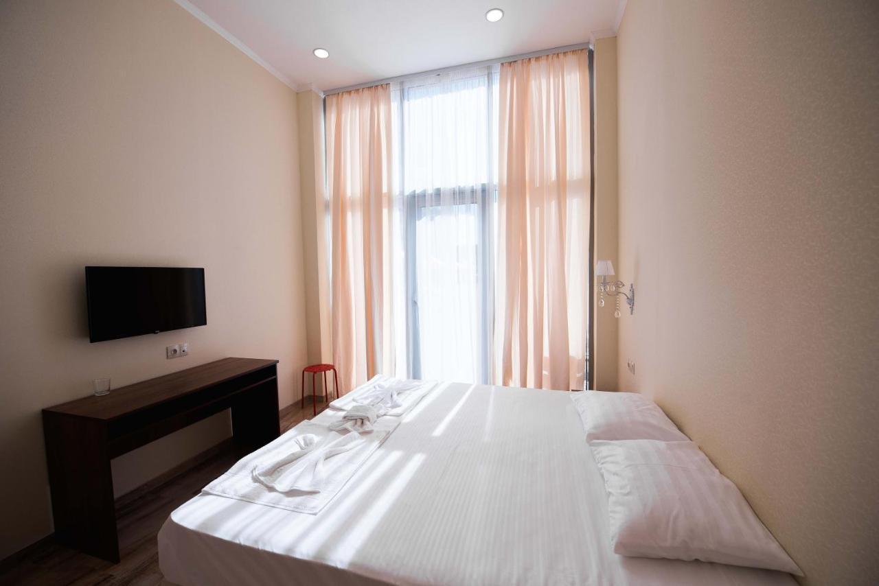 Evropa Hotel Gagra Kültér fotó